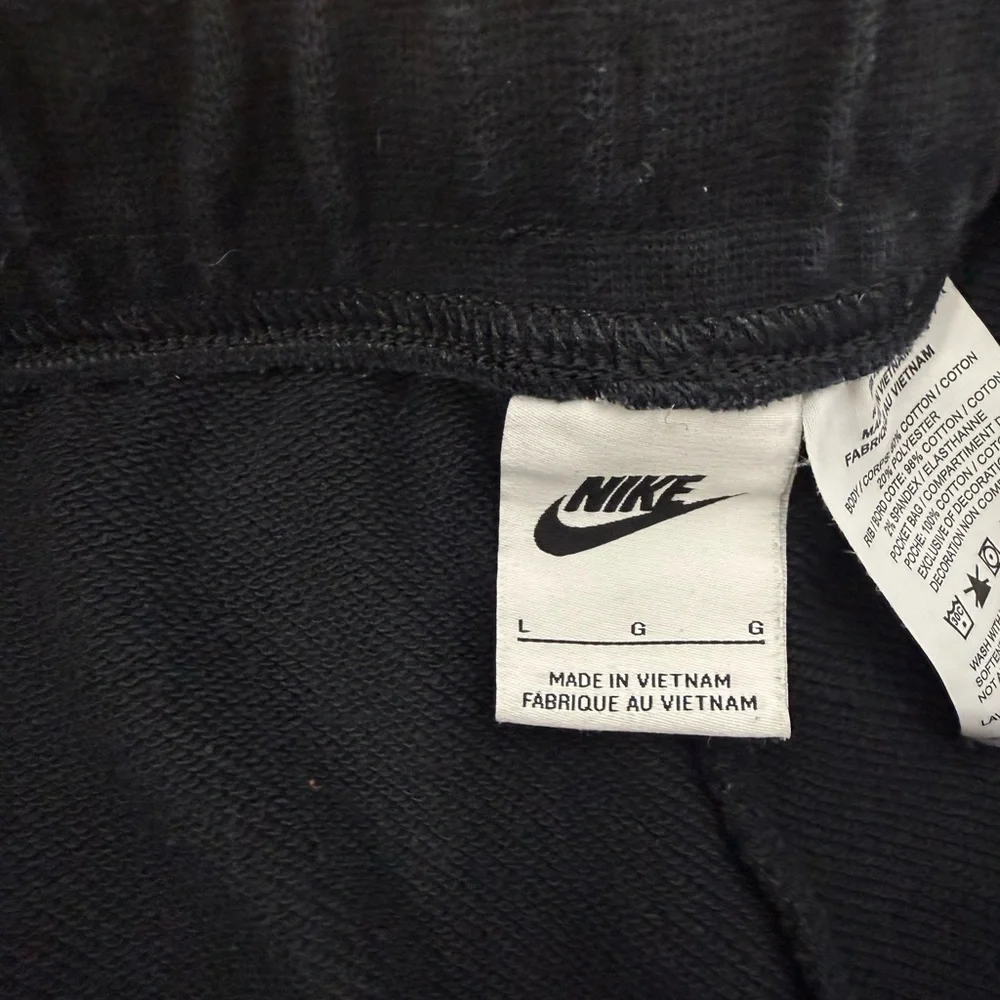 Nike Athletic Shorts Youth Large Pockets Athleisure
